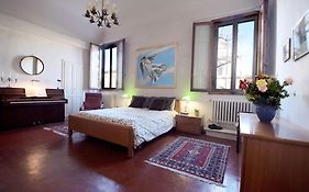 Cozy Apartment With Private Garden - City Center -